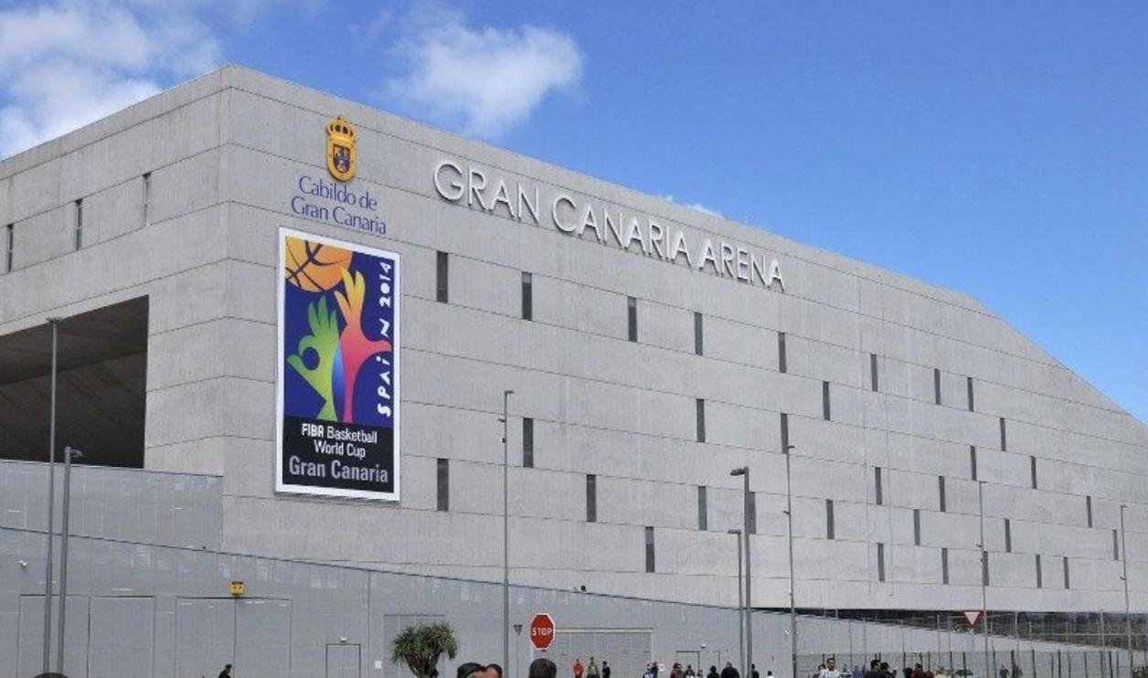 Lightbooking 7 Palmas Estadio - Gran Canaria Arena * Las Palmas de Gran Canaria